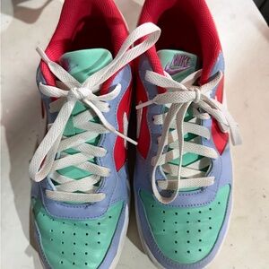 Nike Kids Low-Top Sneakers - Mint Green, Lavender & Red size 6